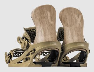 カービングターンにおすすめの人気スノーボードバインディング FLUX SR