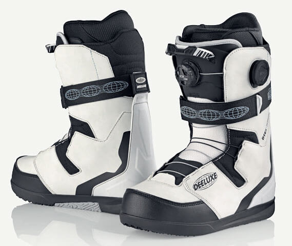 カービングやパウダーラン、バックカントリーや地形遊びなどのフリーライドから、パークなどのフリースタイルまでおすすめの人気オールマウンテンブーツ DEELUXE「DEEMON PRO」25-26モデルの画像