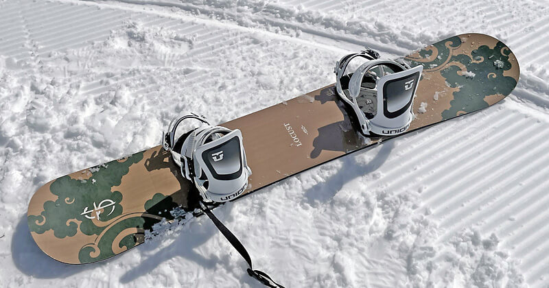 CROOJA LOCUST スノーボード 26-27モデル 試乗レビュー