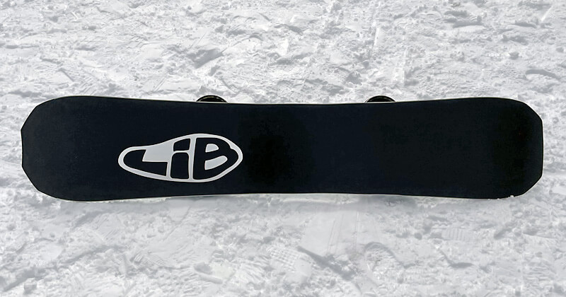 LIB TECH GOLDEN ORCA 26-27モデルのソールデザイン